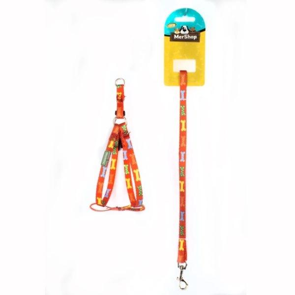 Imagen que muestra el producto Arnes Estampado Huesos Para Mascotas. Arnés con estampado de huesos, cuenta con hebillas ajustables, broche seguridad y anillos tipo D de metal para acomodar la correa.   Material: Poliéster, metal Color: Rojo, amarillo, azul, negro Disponible: Razas pequeñas y medianas. Medidas: TALLA XS: CUELLO 23-33 CM TORSO  MIN-MAX 30-45 CM PESO MAXIMO – APROX 2-5 KG, TRAILLA 1,20 CM  TALLA S: CUELLO 30-41 CM TORSO MIN-MAX 41-53 CM PESO MAXIMO – APROX 5-11 KG, TRAILLA 1,20 CM TALLA L: CUELLO 46-66 CM TORSO MIN-MAX 61-76 CM PESO MAXIMO APROX 23-36 KG, TRAILLA 1,20 CM