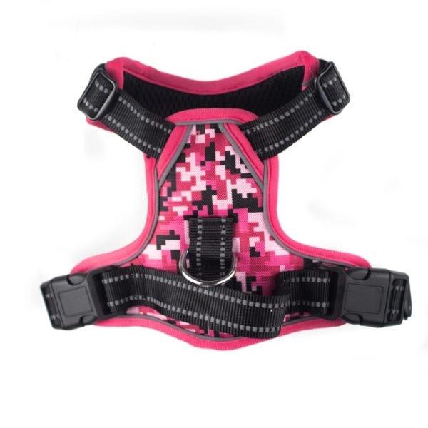 Imagen que muestra el producto Pechera Con Broches Traseros Para Mascotas. Pechera anti-tirones, cuenta con hebillas ajustables, broches de seguridad, tejido reflectivo y anillo tipo D en la parte superior e inferior para fijar la correa. Material: Poliéster, metal                                                                                            Color/Estampado: Rosado, negro, rosado militar, Marvel                                                                 Disponible: Razas pequeñas,medianas y grandes