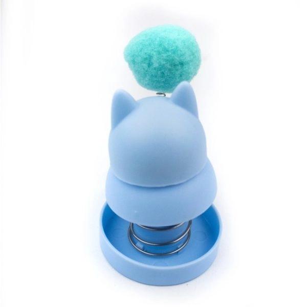 Imagen que muestra el producto Juguete Gato Con Catnip. Juguete con pelota de catnip compacto, trae adhesivo para pegar a superficies planas. Material: Plástico, catnip                                                                                                                                                                                                             Color: Morado, azul                                                                                                                                                                                                               Disponible: Razas pequeñas.