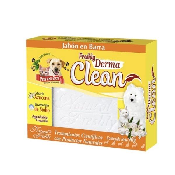 Imagen que muestra el producto Jabon Freshly Derma Clean Natural Freshly 90 Gr. El jabón en barra Freshly Derma Clean hidrata, humecta, limpia, acondiciona, suaviza y embellece el pelo y la piel de su mascota. Ingredientes: Extracto de azucena, bicarbonato.  Presentación: Barra x 90 g. Disponible: Para perros y gatos de todas las razas y edades.