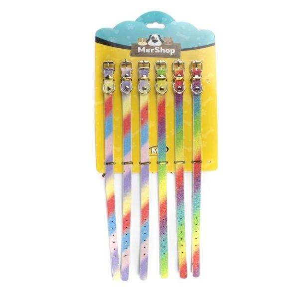 Imagen que muestra el producto Collar  Con Escarcha Para Mascotas. Collar escarchado multicolor, cuenta con 6 puntos para ajustar a la medida y anillo tipo D para fijar la correa. Material: Poliéster, metal   Color: Disponible en la foto. Disponible: Razas pequeñas. Medidas: Largo 37 cm * Ancho 1.5  cm