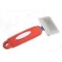 Imagen que muestra el producto Cepillo Quita Nudos  Para Mascotas. Cepillo carda con cerdas tipo púas ideales para desenredar y alisar el pelaje, cuenta con mango antideslizante. Material: Acero inóxidable, goma Color: Rosado, azul, rojo Disponible: Razas pequeñas de pelaje largo o rizado.