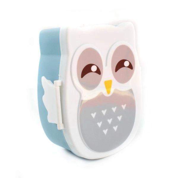 Imagen que muestra el producto Porta Comida Buho. Portacomida buho con cubiertos. Material: Plástico Color: Azul, verde, rosado.