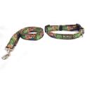 Imagen secundaria del producto Collar Con Correa Plana Para Mascotas. Collar con correa estampado, cuenta con hebilla ajustable, broche de seguridad y anillo tipo D para fijar la correa. Material: Poliéster, metal Color/Estampado: Paw Patrol, Wonder Woman, Marvel, Perritos. Disponible: Razas pequeñas, medianas y grandes.