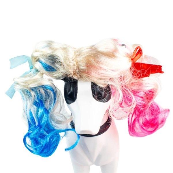 Imagen que muestra el producto Peluca Harley Queen Para Mascotas. Peluca para mascotas Harley Queen. Material: Cabello sintético                                                                                                                                                                                                          Color:  Disponible en la foto                                                                                                                                                                                                             Disponible: Razas pequeñas