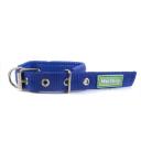 Imagen secundaria del producto Collar Unicolor Para Mascotas. Collar unicolor, cuenta con 4 puntos para ajustar a la medida, forro suave en la parte interna y anillo tipo D para fijar la correa. Material: Poliéster, metal                                                                                              Color: Azul, negro, verde                                              Disponible: Razas pequeñas y medianas. Medidas: TALLA S: Larg50  cm * Ancho2.5cm TALLA M: Largo 52 cm *2.5cm TALLA L : Largo 58cm *Ancho 3cm