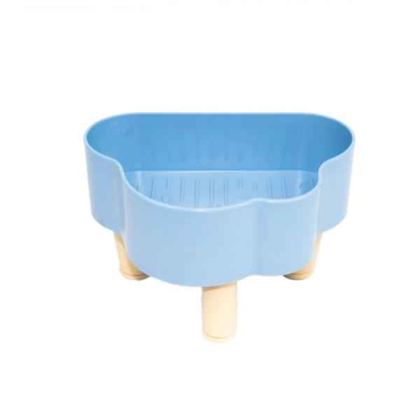 Imagen que muestra el producto Comedero Nube Elevado. Comedero elevado desarmable con diseño de nube. Material: Plástico Color: Rosado, azul Disponible: Razas pequeñas