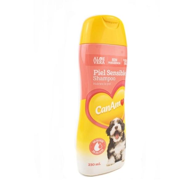 Imagen que muestra el producto Shampoo Canamor Piel Sensible 230Ml. Shampoo CanAmor piel sensible, ayuda a hidratar la piel de tu mascota. Ingredientes: Aloe vera. Presentación: Frasco x 230 ml. Disponible: Para perros y gatos de todas las razas y edades.