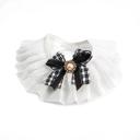 Imagen secundaria del producto Cuello Adorno  Para Mascotas. Collar con moño en el centro y cinta de tela ajustable. Material: Poliéster   Color: morado, rosado, negro                                                                                 Disponible: Razas pequeñas Medidas: Talla S : Largo20 cm *Ancho8 cm Talla M: Largo 25 cm *Ancho12 cm