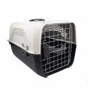 Imagen que muestra el producto Guacal Cuadrado Para Mascotas. Guacal para mascotas, cuenta con agujeros de ventilación, tornillos y llave de ajuste, mango ergonómico y rejilla con broches de seguridad. Material: Plástico, metal                                                                                                                                              Color: Rosado, verde, azul, rojo                                                                                                                                                                  Disponible: Razas pequeñas de hasta 10Kg