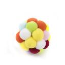 Imagen que muestra el producto Pelota De Felpa Para Mascotas. Pelota para mascotas con bolitas de felpa. Material: Poliéster Color: Morado, rosado, azul, verde Disponible: Razas pequeñas.