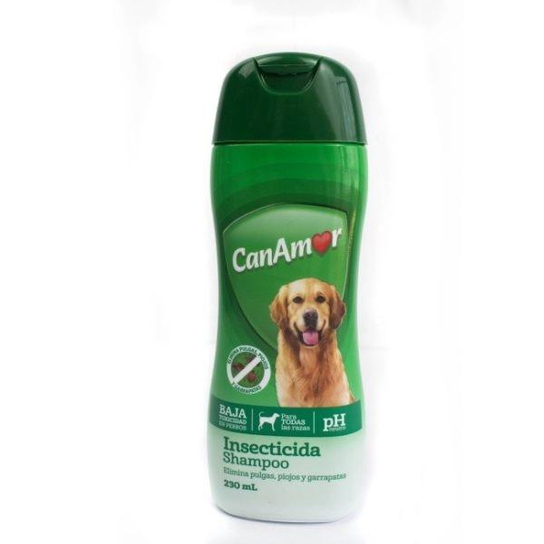 Imagen que muestra el producto Shampoo Canamor Antipulgas 230 Ml. Shampoo CanAmor antipulgas ideal para el tratamiento y control de infestaciones con parásitos externos tales como garrapatas, pulgas y piojos. No usar en animales lactantes o menores a 3 meses. No usar en gatos Presentación: Frasco x 230 ml. Disponible: Para perros de todas las razas.