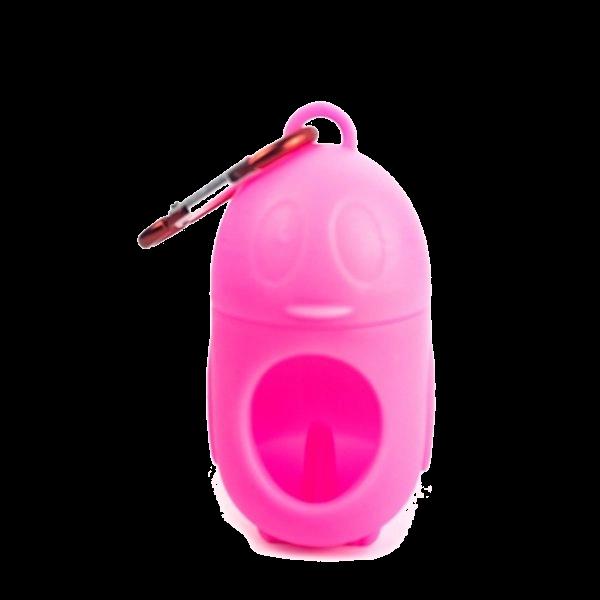 Imagen que muestra el producto Porta Bolsas Pingüino. Porta bolsa pingüino con hebilla para ajustar al arnés o pechera. Material: Plástico Color: Rosado, azul, amarillo, gris Disponible: Razas pequeñas, medianas y grandes.